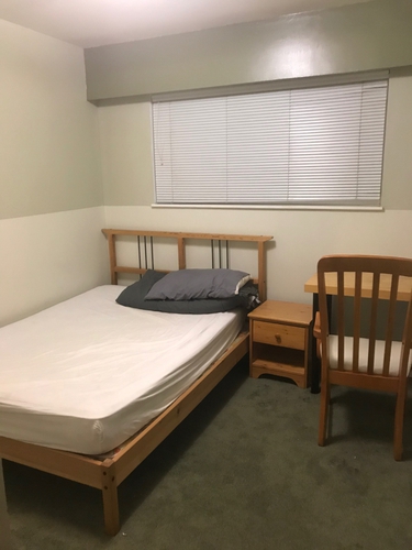 1 Bedroom House For Rent At 4535 Carleton Ave Single Room