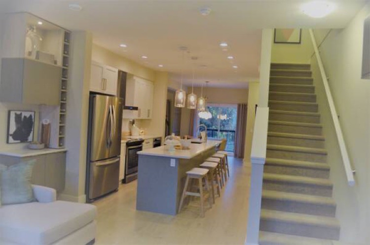 3 Bedroom Apartment For Rent At 20498 82 Ave Langley Bc
